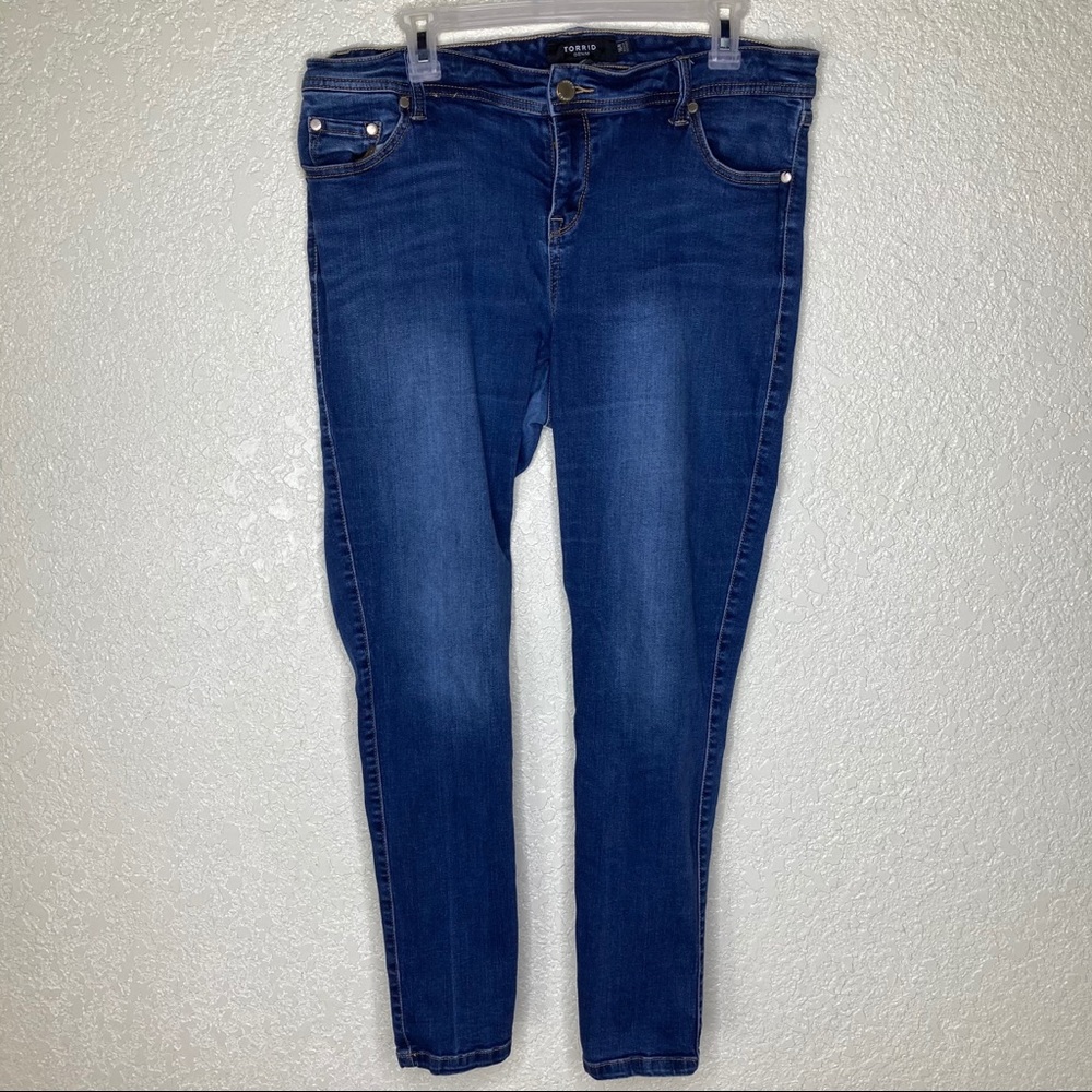 Torrid Denim 16R Skinny Back Pocket Hole